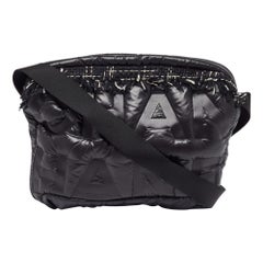 Chanel - Sac à bandoulière Doudoune en nylon gaufré noir