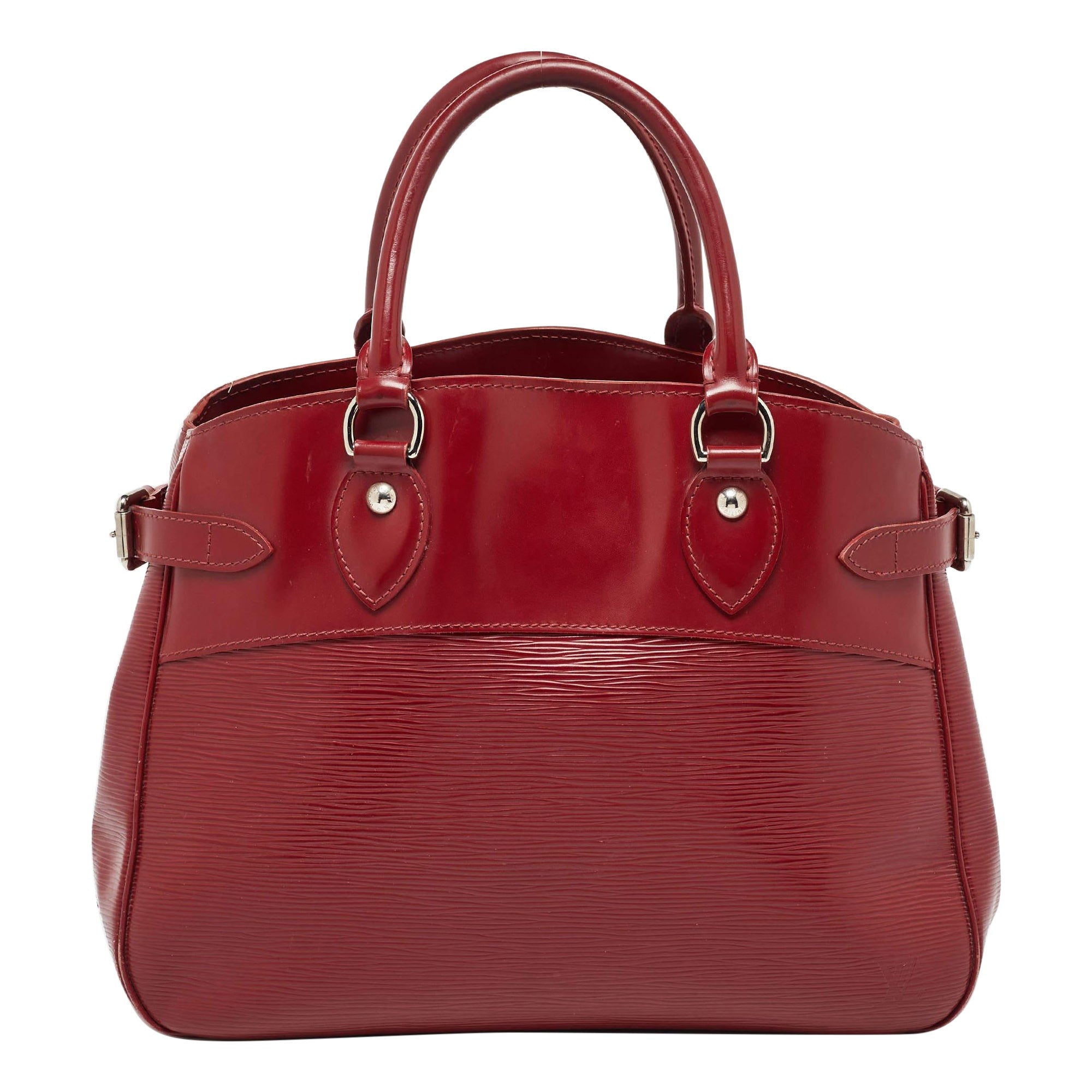 Bolso PM Passy de piel Epi Rubis Louis Vuitton