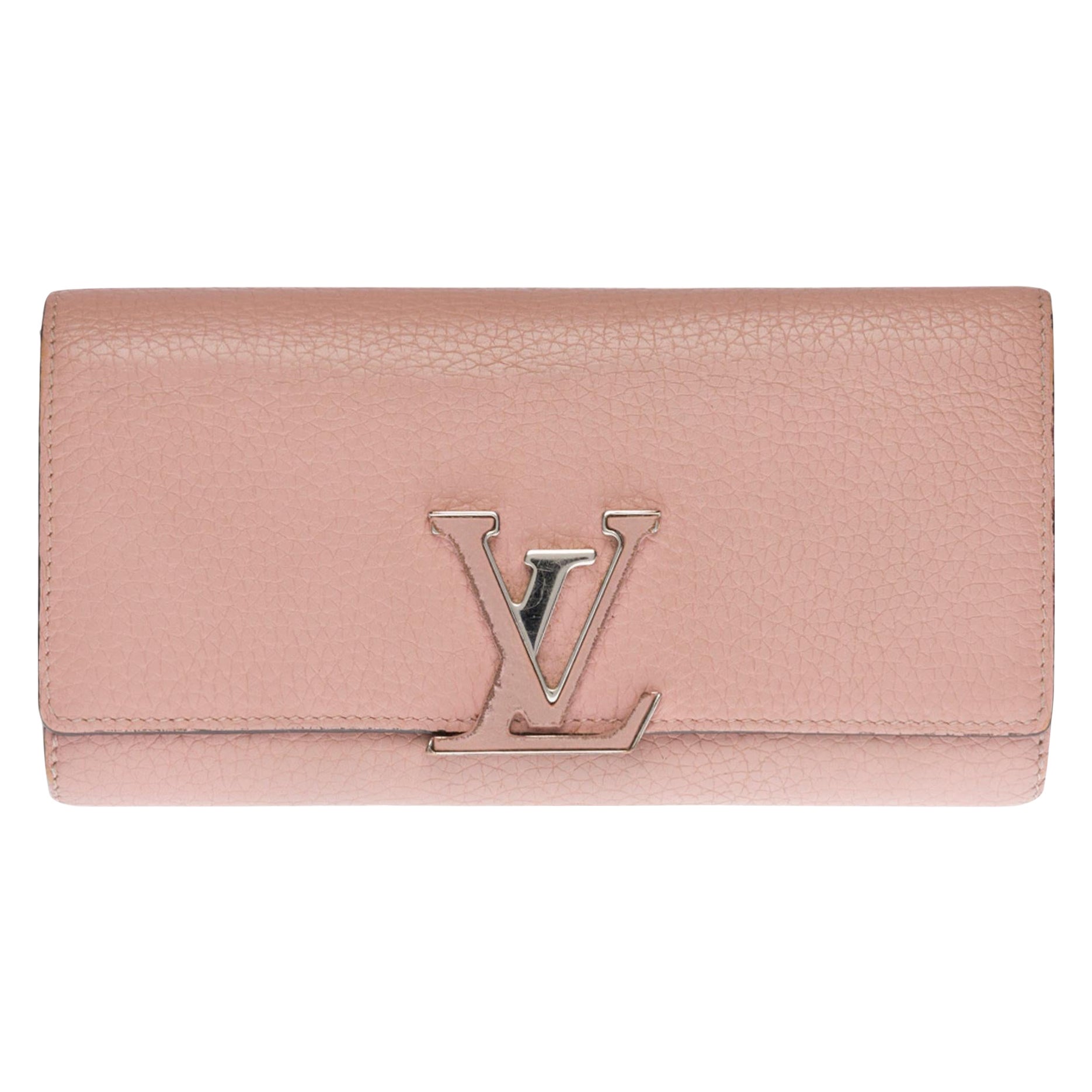 Louis Vuitton Capucines GM Wallet in Pink Taurillon leather and SHW For Sale