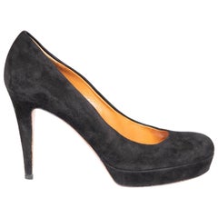 Gucci Black Round Toe Suede Pumps Size IT 38.5