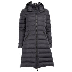 Moncler Navy Cappotto lungo con cappuccio staccabile taglia M.