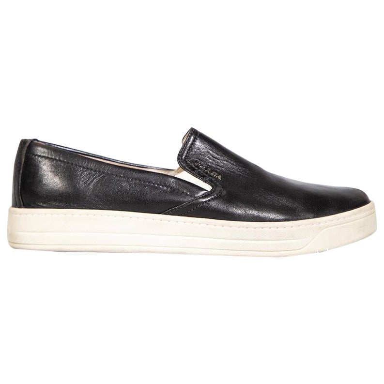 Prada Black Leather Round Toe Slip Ons Size IT 37.5 For Sale