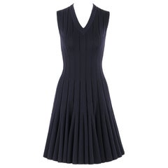 ALAIA Paris c.2010 Abito skater senza maniche a pieghe in maglia blu navy 36