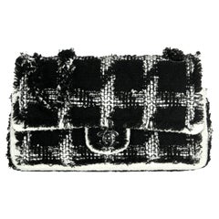 Chanel Black/White Tweed Medium Classic Double Flap Bag rt $9, 400