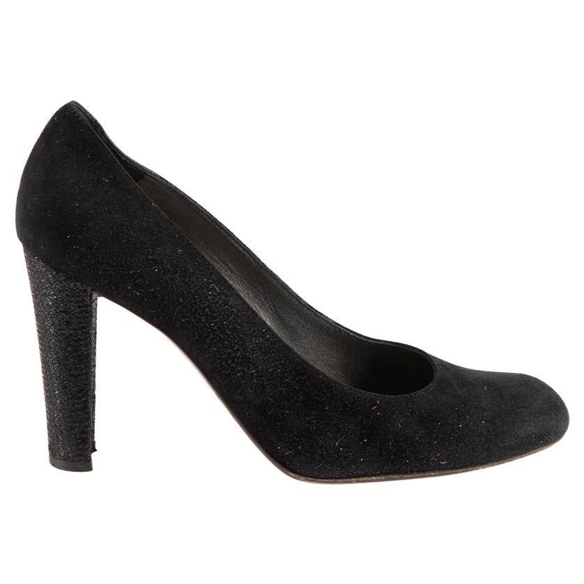 Stuart Weitzman Escarpins en daim noir à paillettes Taille IT 39 en vente