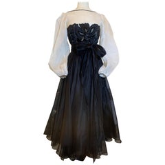 Años 80 Jean-Louis Scherrer Vestido de organza de seda en blanco y negro con cuerpo de cuentas