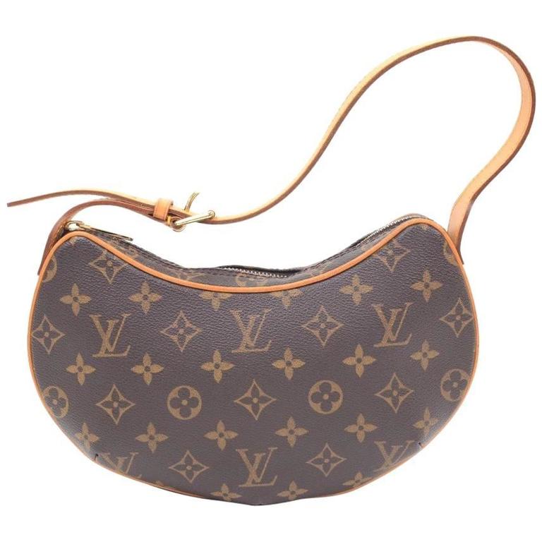 Louis Vuitton Pochette Croissant Monogram Canvas Shoulder Handbag at  1stDibs  pochette croissant louis vuitton, sp0033 louis vuitton, lv  pochette croissant