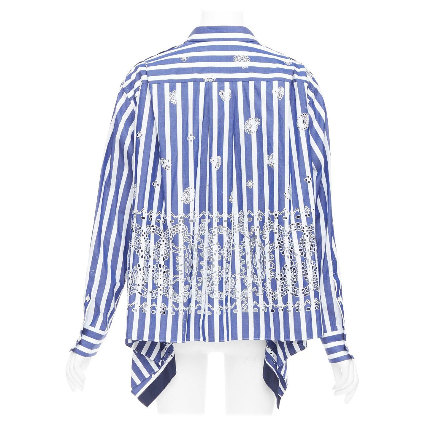 SACAI 2021 blue white striped eyelet flared back dress shirt JP3 L For Sale