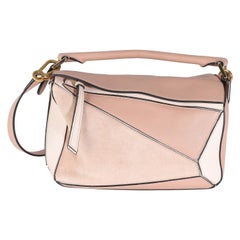 Loewe Blush Puzzle-Tasche aus Wildleder und Kalbsleder
