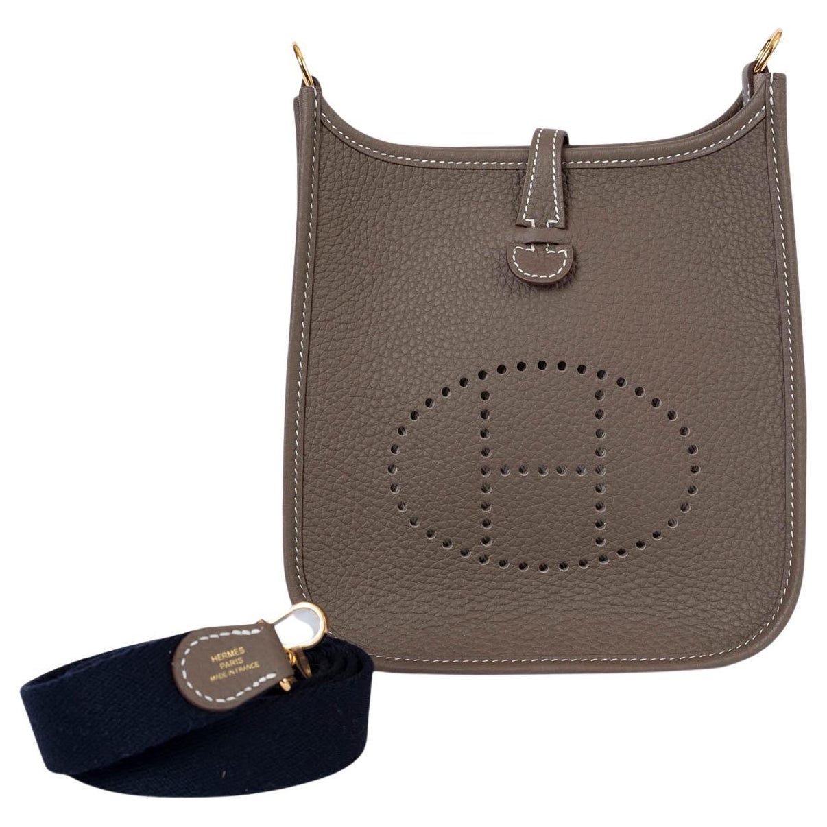 HERMES Etoupe taupe Clemence leather & Indigo EVELYNE 16 TPM Crossbody Bag For Sale