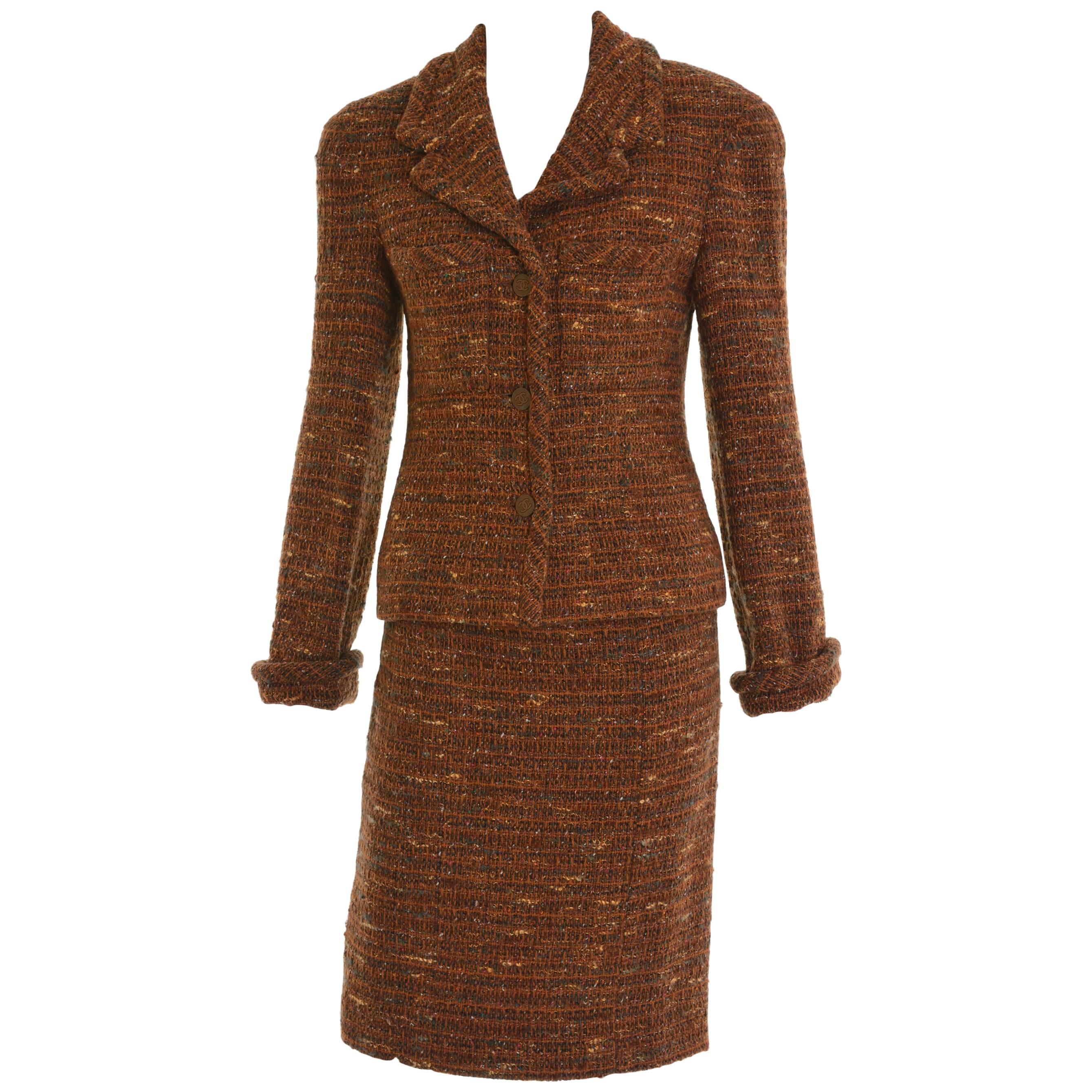 1990s CHANEL Brown Boucle Suit Dress For Sale