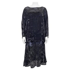 Patricia et Charles Lester Robe Devoree Gunmetal des années 1980