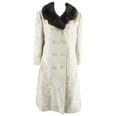 Dolce & Gabbana Ivory Brocade Full Coat with Mink Collar - 46 1