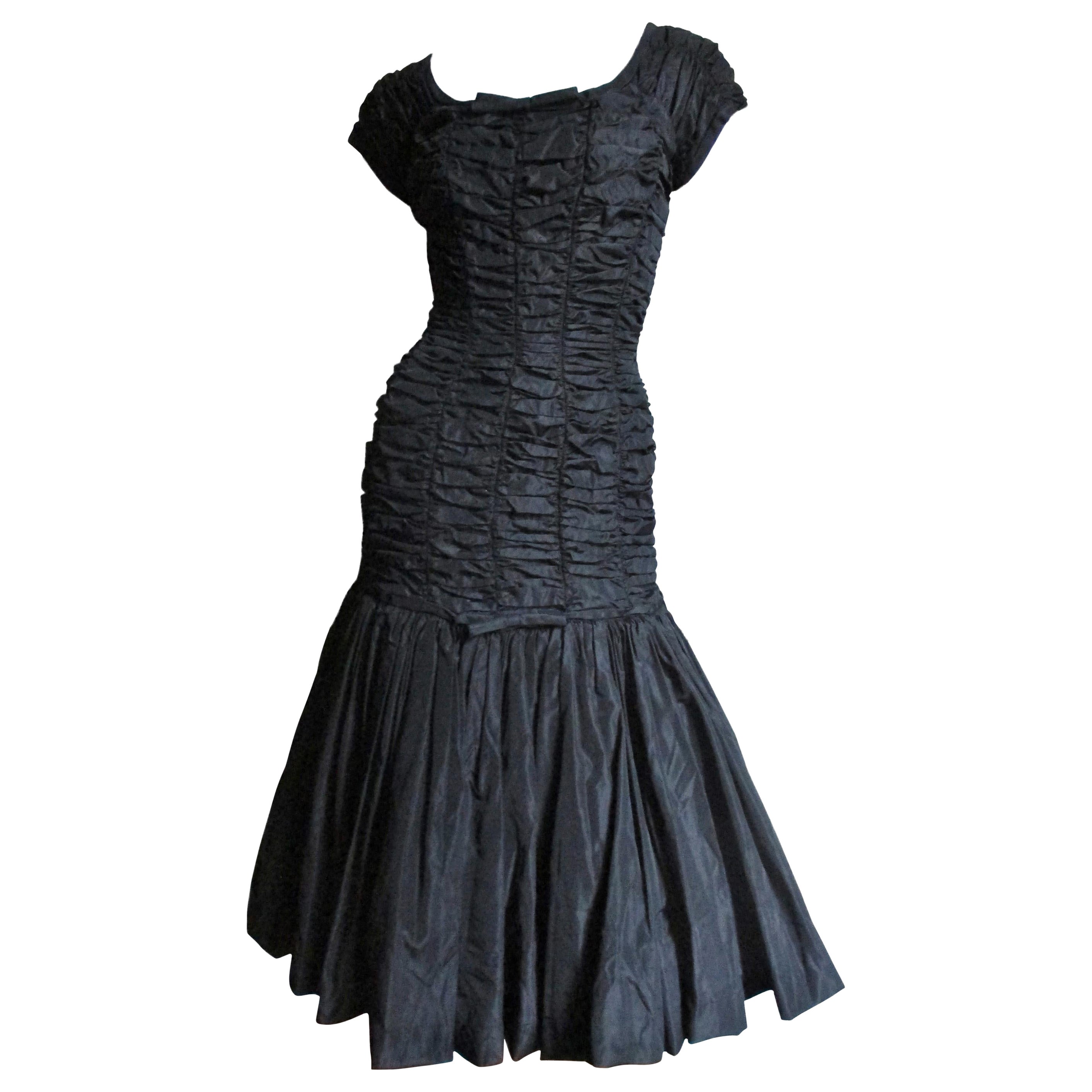Suzy Perette 1950er gerüschtes Kleid  im Angebot