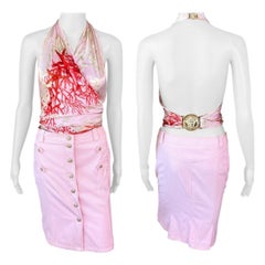 Conjunto de 2 piezas Versace S/S 2005 Runway Logo Embellished Crop Top & Skirt