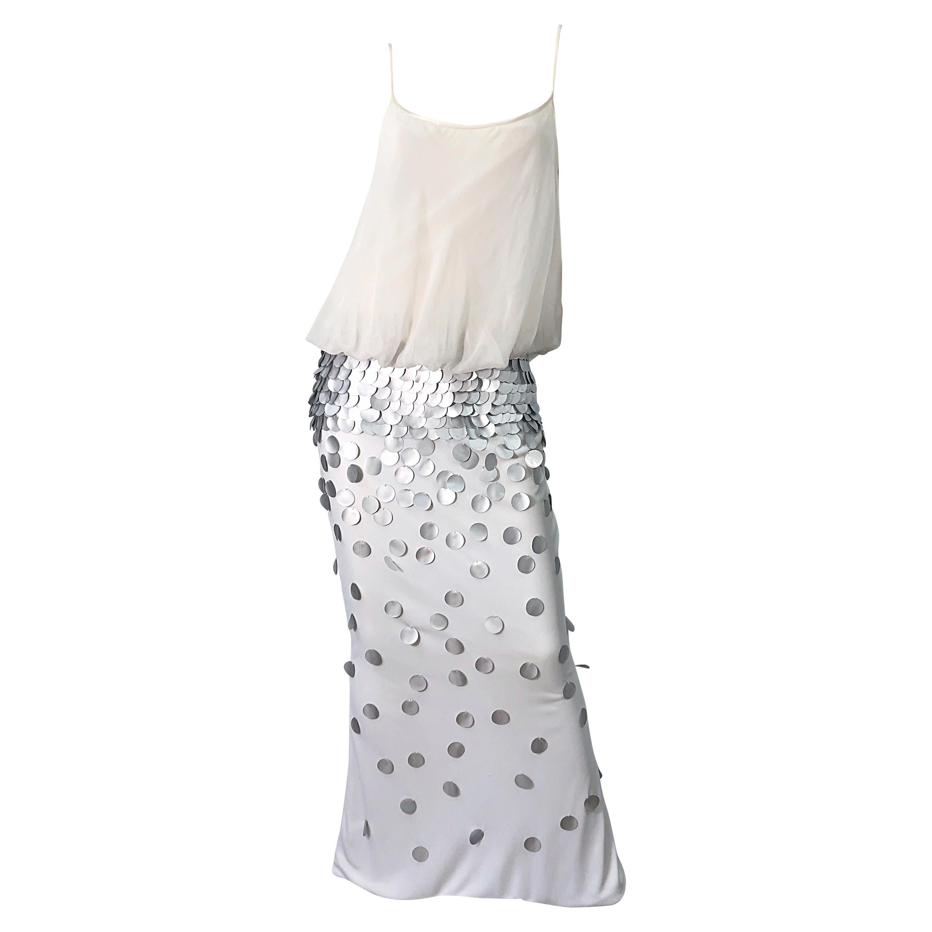 1990s CD Verde Marfil Gris Plata Seda Jersey Chiffon Beaded Paillettes 90s Gown en venta