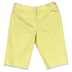 Chanel collectionneurs des années 00, logo CC jaune, short 36 FR