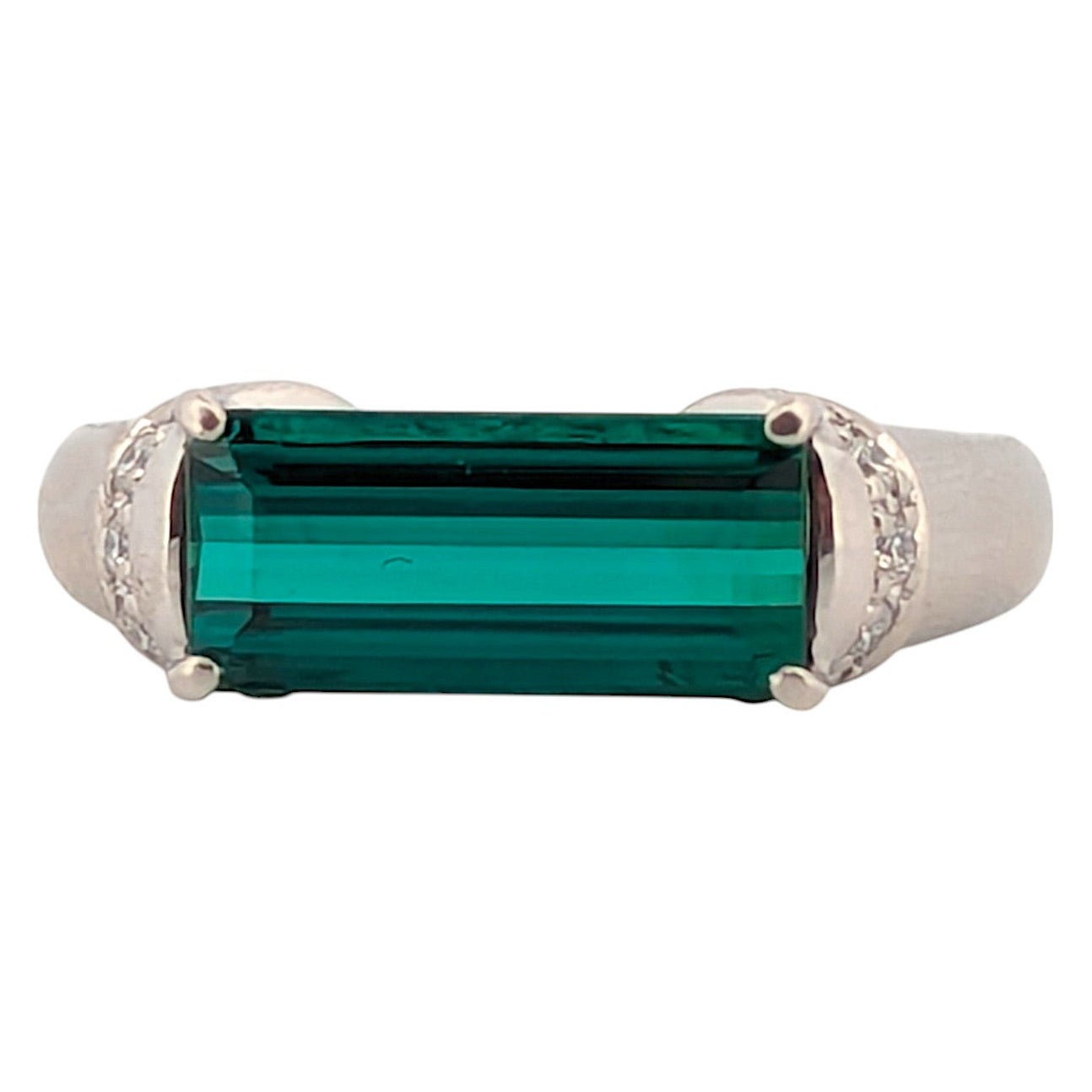 Eloise Platinum Ring with 2.93ct Tourmaline and 0.09ct Diamonds - Ring size 6
