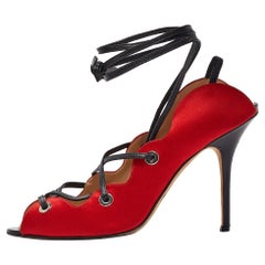Manolo Blahnik Sandales en satin et cuir rouge/noir Taille 40