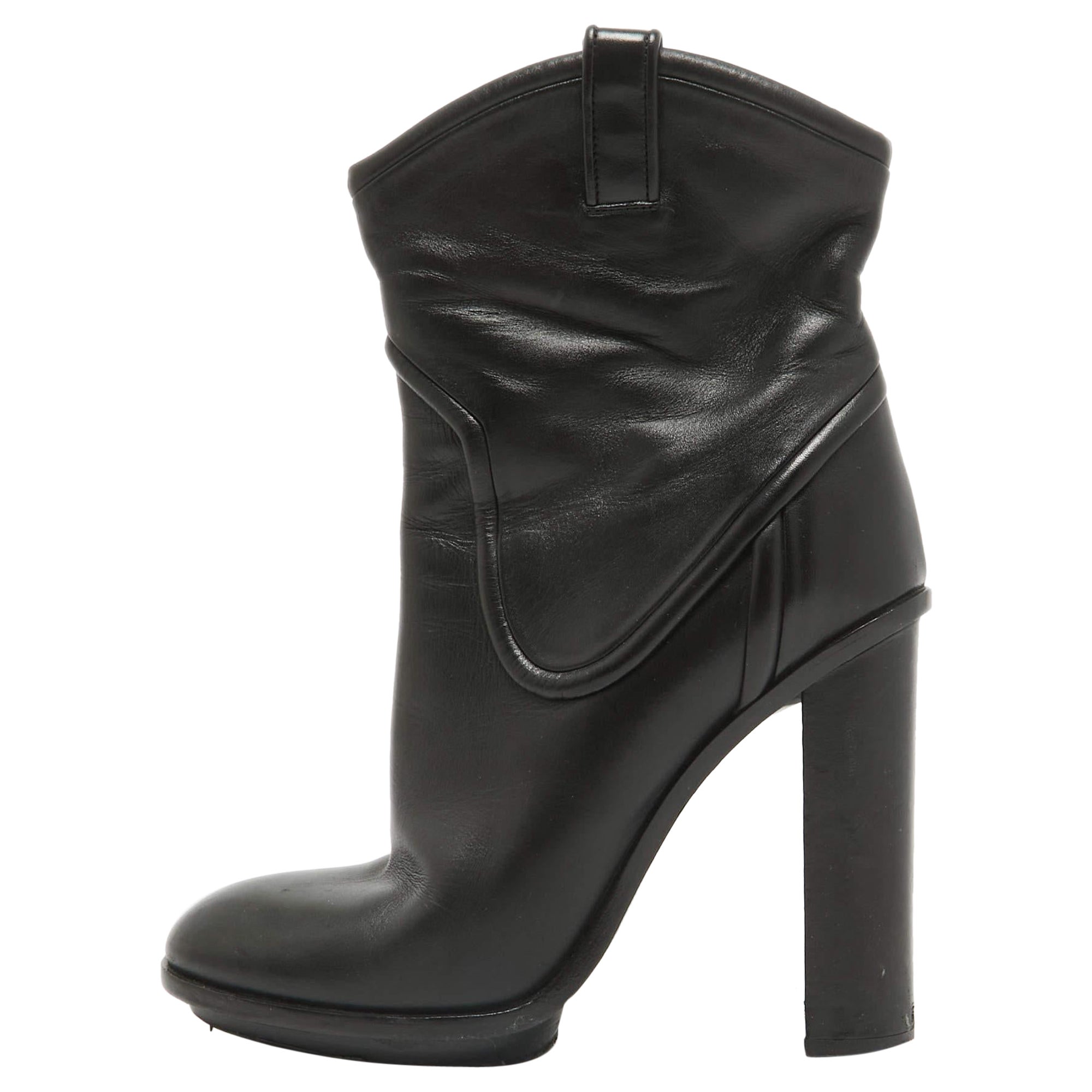 Gucci Schwarze Lederstiefeletten Größe 38