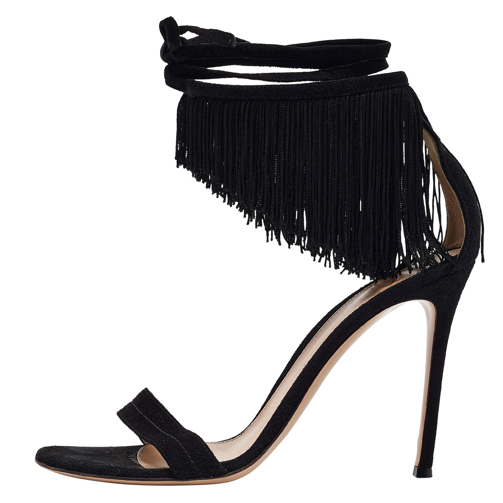 Gianvito Rossi Sandali con cinturino alla caviglia Olivia in pelle scamosciata nera misura 40 in vendita