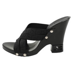 Fendi Schwarz FF Canvas Criss Cross Slide Sandalen Größe 39