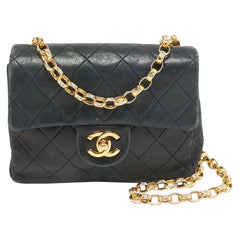 Chanel Black Quilted Leather Vintage Classic Flap Bag