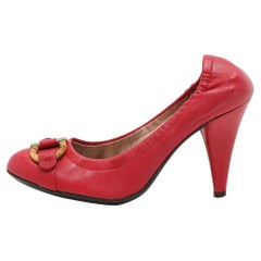 Salvatore Ferragamo escarpins embellis en cuir rose taille 38