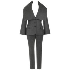 ALEXANDER McQUEEN Pre-Fall 2009 2 Piece Gray Wool Cashmere Blazer Pant Suit Set