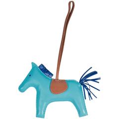 Hermes NIB Blue Aztec Electric Padded Milo Leather "Grigri Rodeo GM" Horse Charm 3