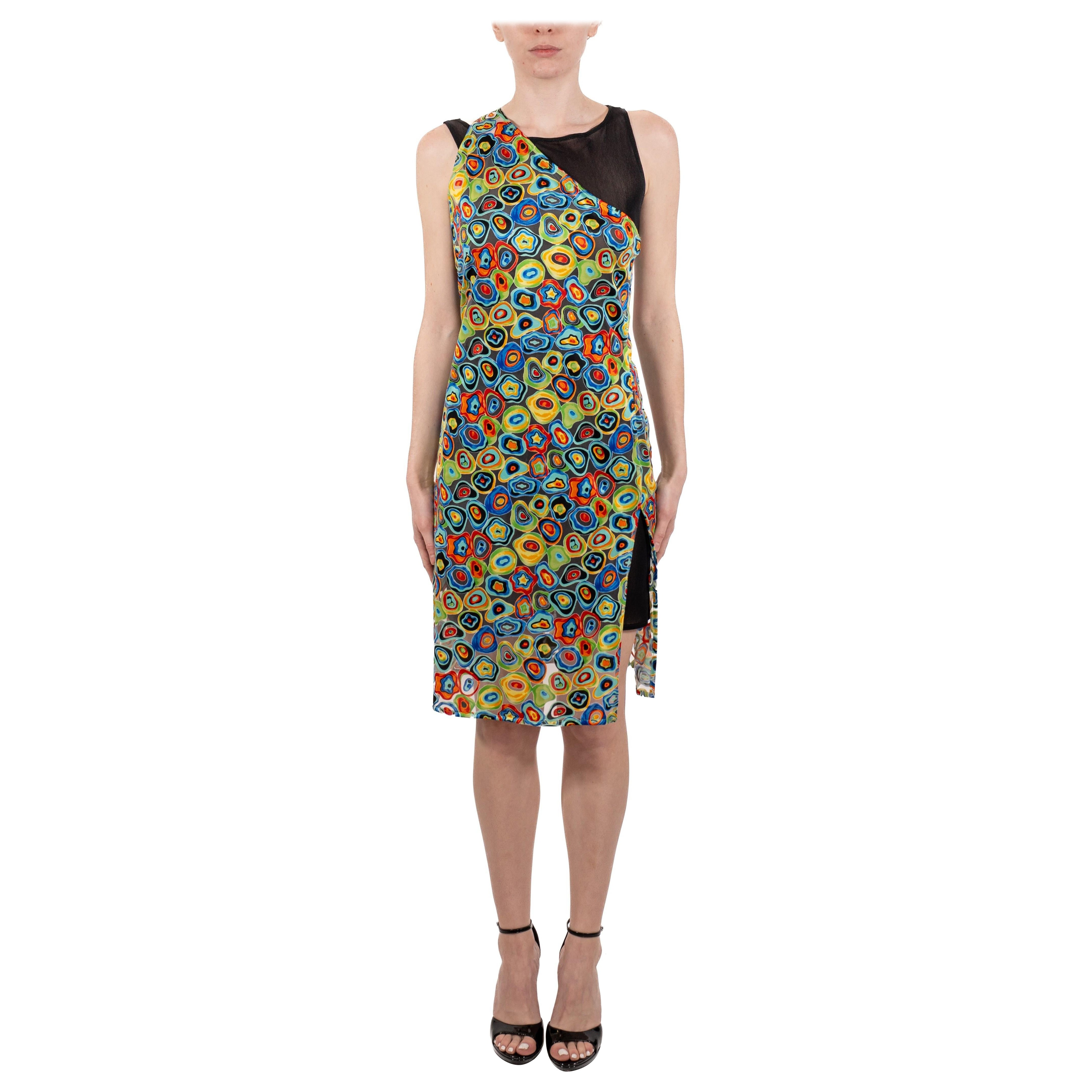 1990S Versace Versus Robe superposée en maille transparente arc-en-ciel en vente
