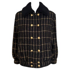 Chanel Paris / Egypt Runway Veste en tweed et sherpa noir 36 FR