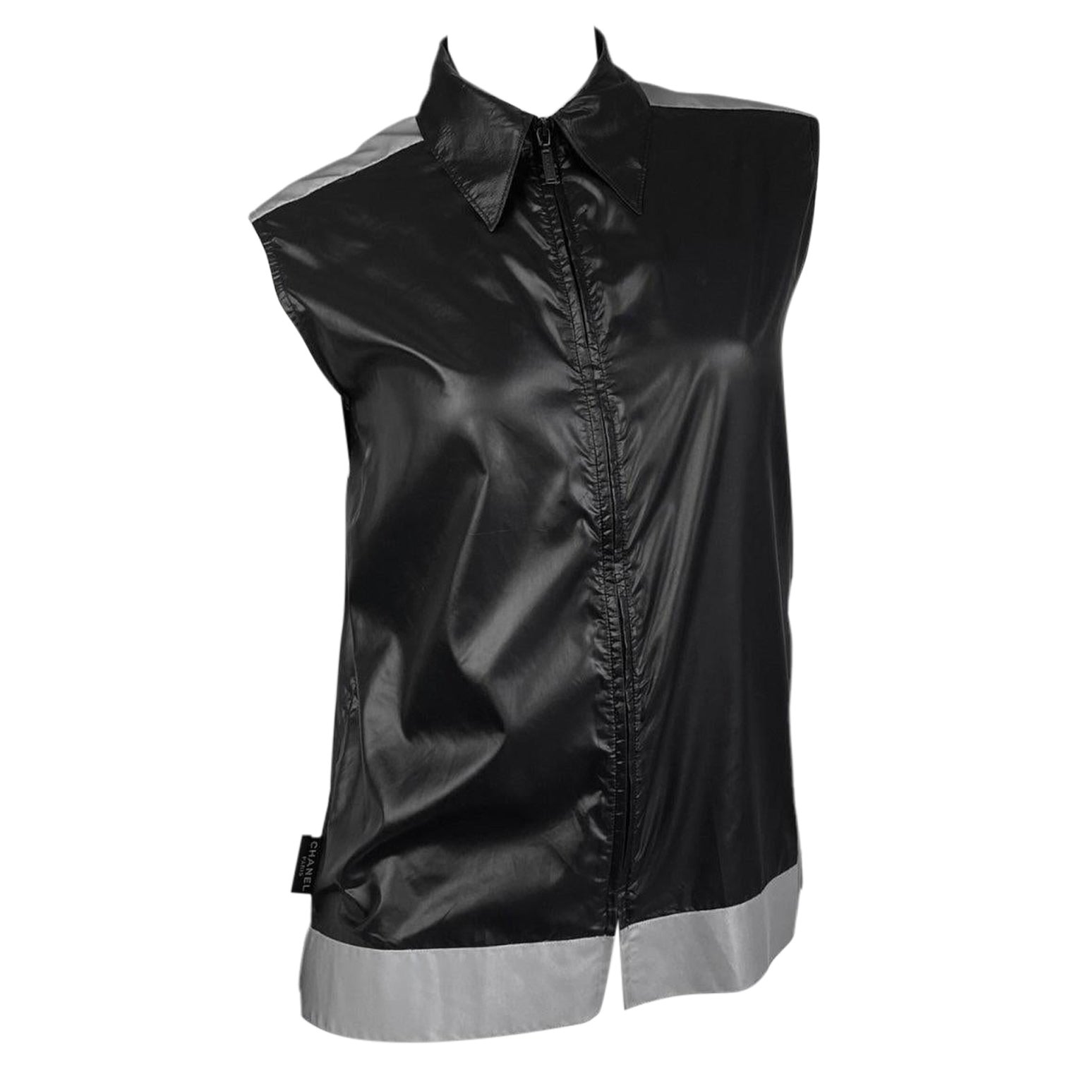 CHANEL SS1999 par KARL LAGERFELD BLACK NYLON REFLECTIVE HEM VEST