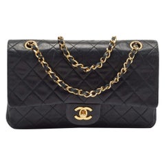 Chanel Black Quilted Leather Medium Vintage Classic Double Flap Bag