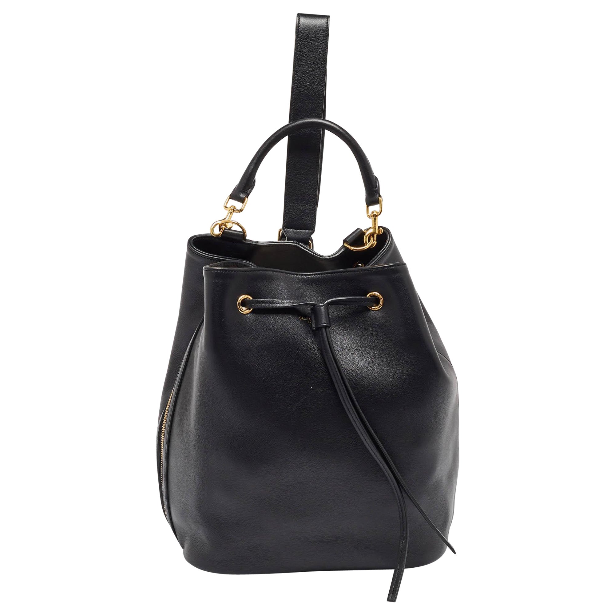 Saint Laurent Borsa a secchiello Emmanuelle in pelle nera in vendita
