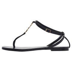 Saint Laurent Negro Cuero Monograma T Correa Flats Tamaño 36.5