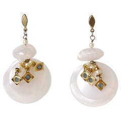 Vintage Pearlescent Beaded Disc 14k Gold Plated Dangle Earrings