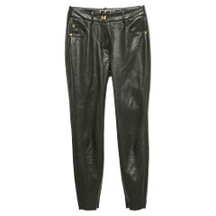 Elisabetta Franchi Schwarze Hose aus Leder mit Nietendetails S