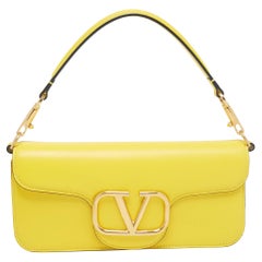Bolso Loco Mediano de Piel Amarillo Valentino