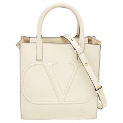 Valentino, pelle off white, piccola VLogo Walk Tote