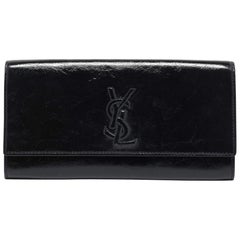 Pochette Belle De Jour in vernice nera di Yves Saint Laurent