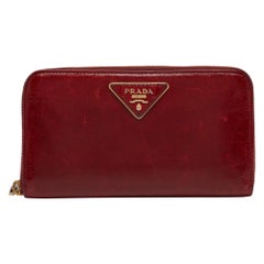 Prada Rot Vitelo Shine Leder Logo Zip Continental Brieftasche