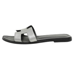 Hermes Silver Leather Oran Flat Slides Size 38.5
