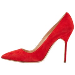 Manolo Blahnik Escarpins BB en daim rouge Taille 36.5