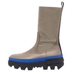 Moncler Stivali da neve in pelle e tessuto grigio taglia 38