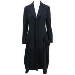 Yohji Yamamoto +Noir Marineblauer Mantel mit übergroßen Taschen
