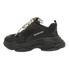 Balenciaga Zapatillas Triple S Cuero Negro y Malla Talla 44