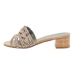 Gina Sandalias de piel beige con adornos de cristal talla 36