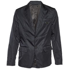 Blazer monopetto in re-nylon nero di Prada XL