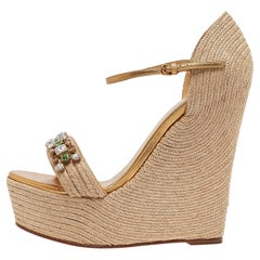 Gucci Gold Leather and Jute Crystal Embellished Espadrille Wedge Sandals Size 39